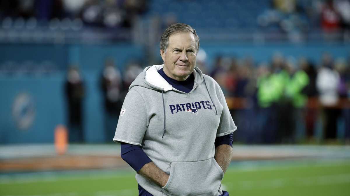 Bill Belichick's Sleeveless Sweatshirts: The Key to Patriots Victory? - WSJ