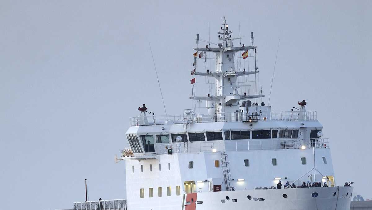 Ships with 630 migrants arriving in Spain after Italy, Malta refuse entry