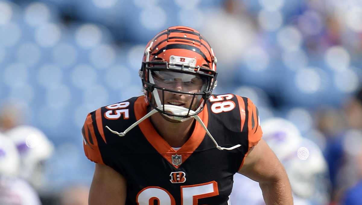 Cincinnati Bengals' Tyler Eifert questions method of national