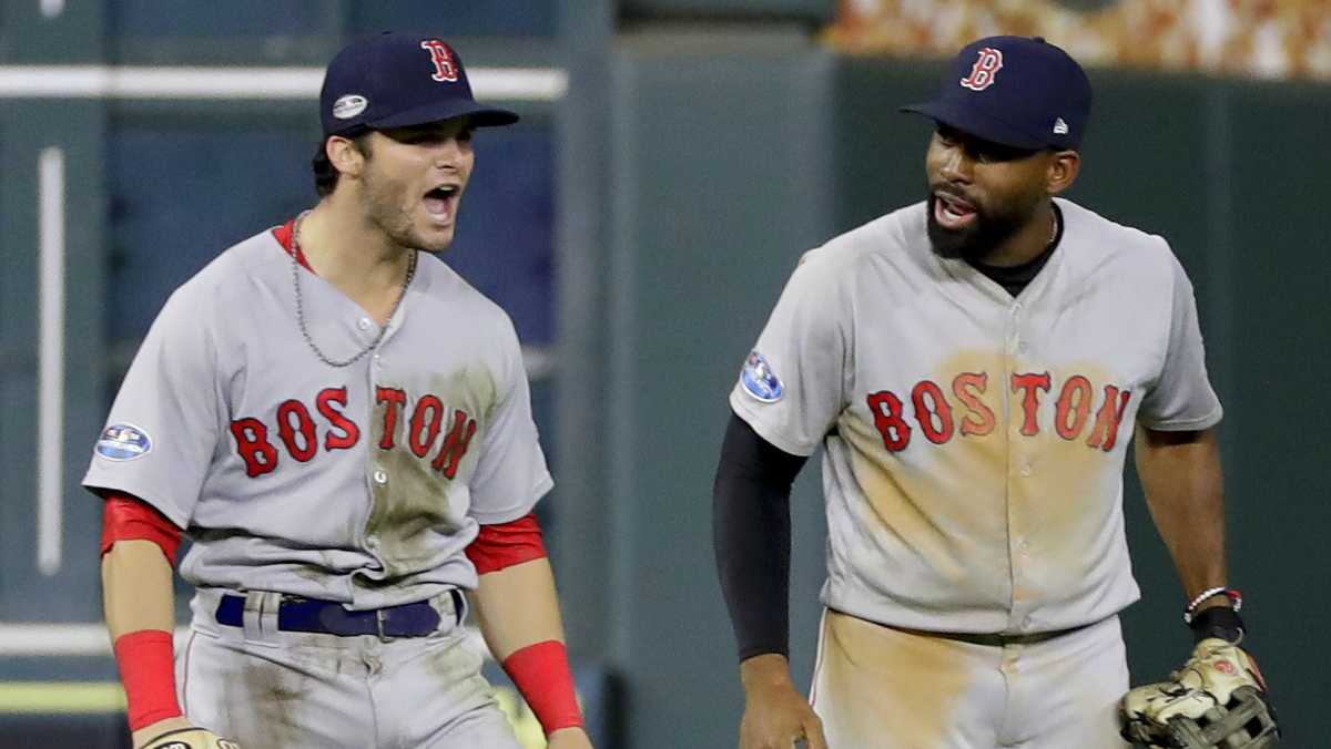Watch Red Sox rookie Andrew Benintendi hit his first major league home run