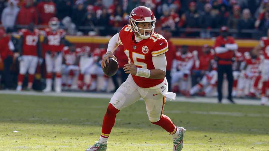 Six Chiefs players, including Patrick Mahomes, named to NFL Pro