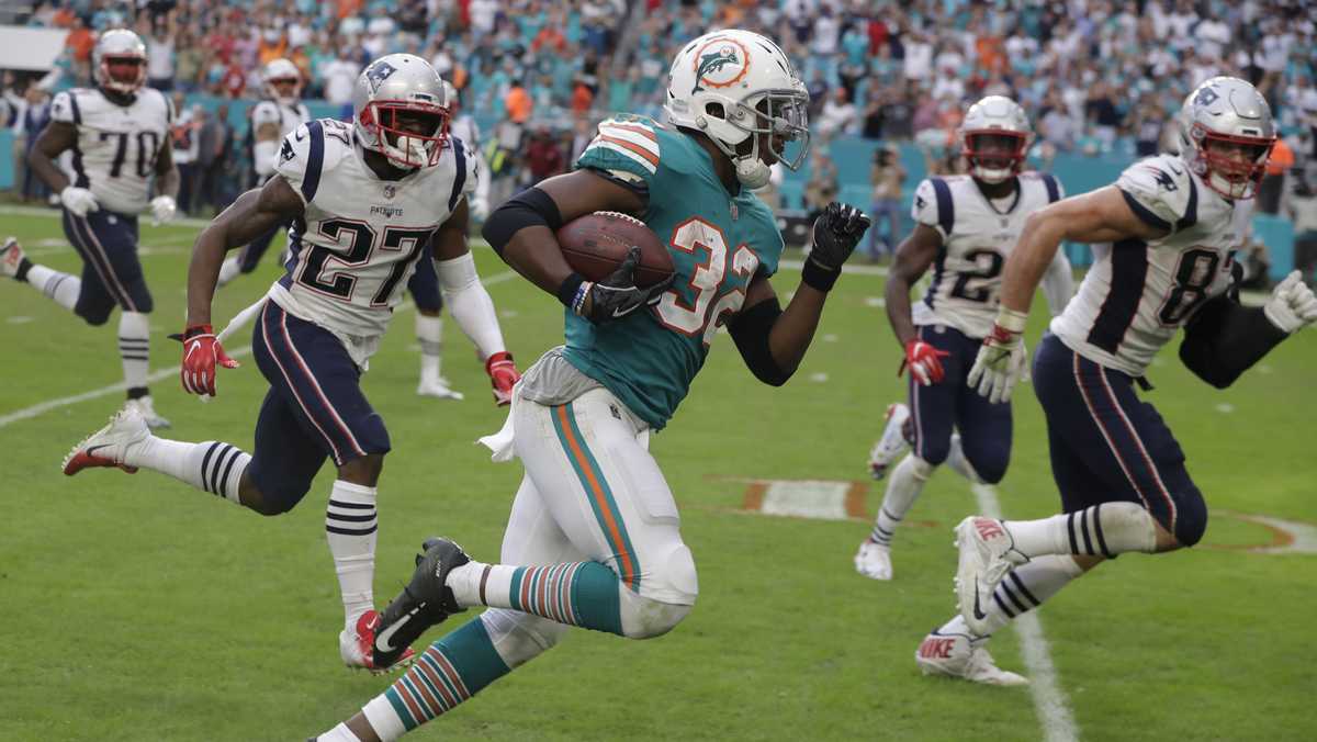 Dolphins top Patriots 33-24 in regular-season finale