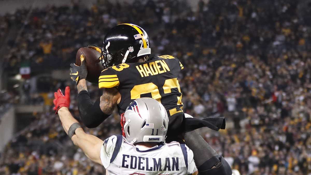 Pittsburgh Steelers cornerback Joe Haden (23) celebrates during the second  half of an NFL footb …