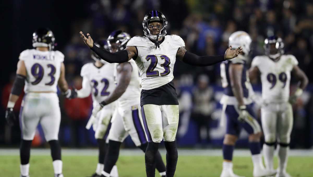 Jackson leads Ravens to 22-10 victory over Chargers