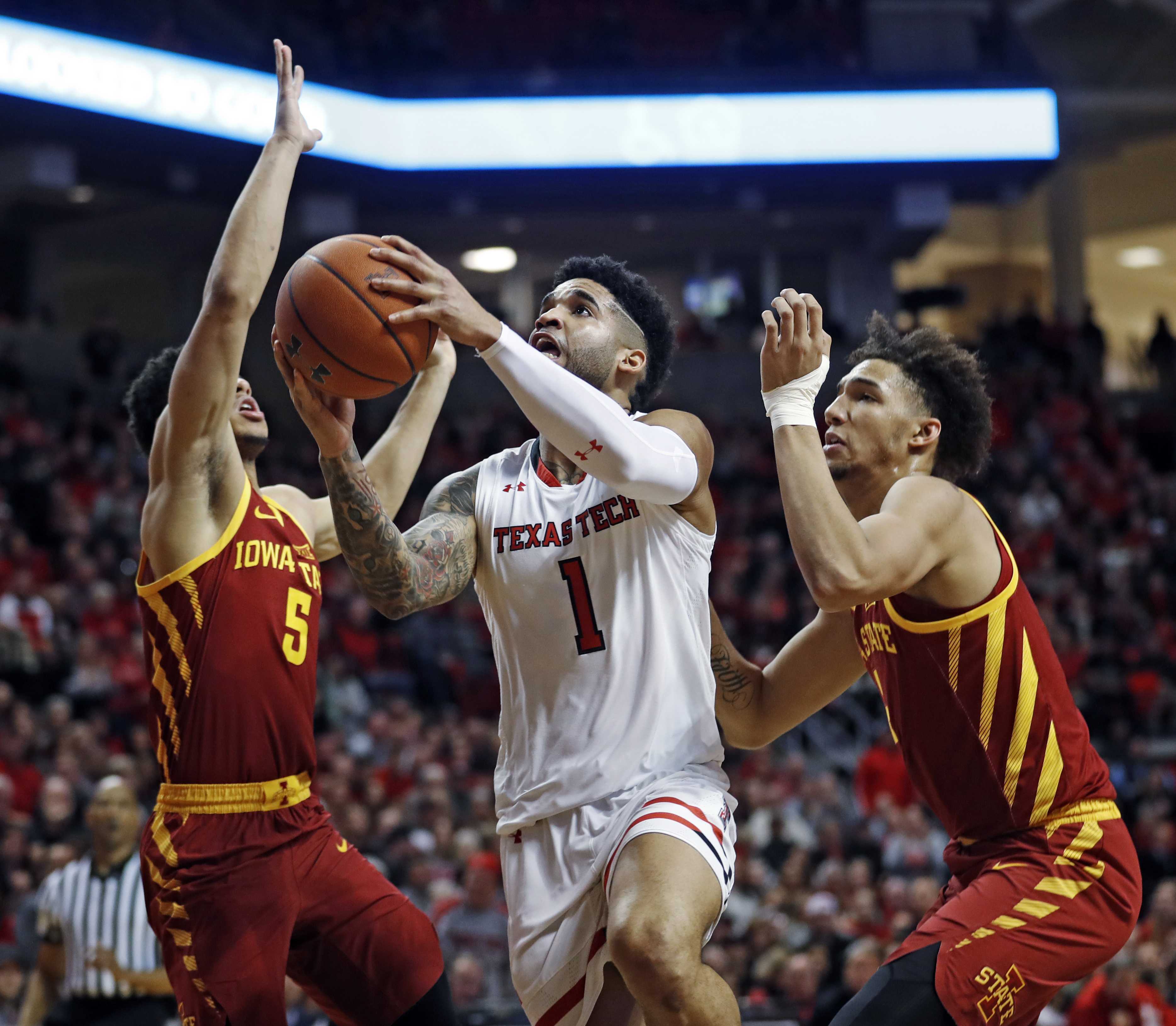 Iowa State Hands No. 8 Texas Tech 1st Big 12 Loss, 68-64