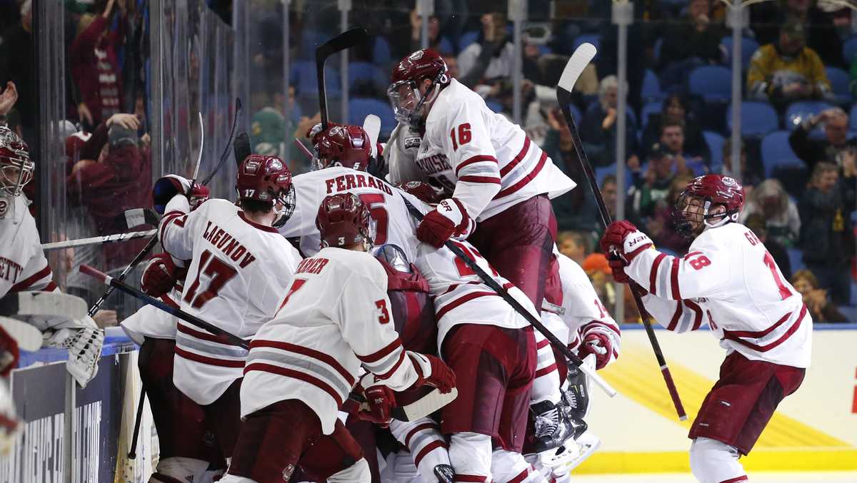 Del Gaizo seals UMass' 4-3 OT win over Denver