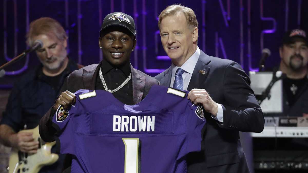 Baltimore Ravens select Oklahoma receiver Brown in NFL Draft