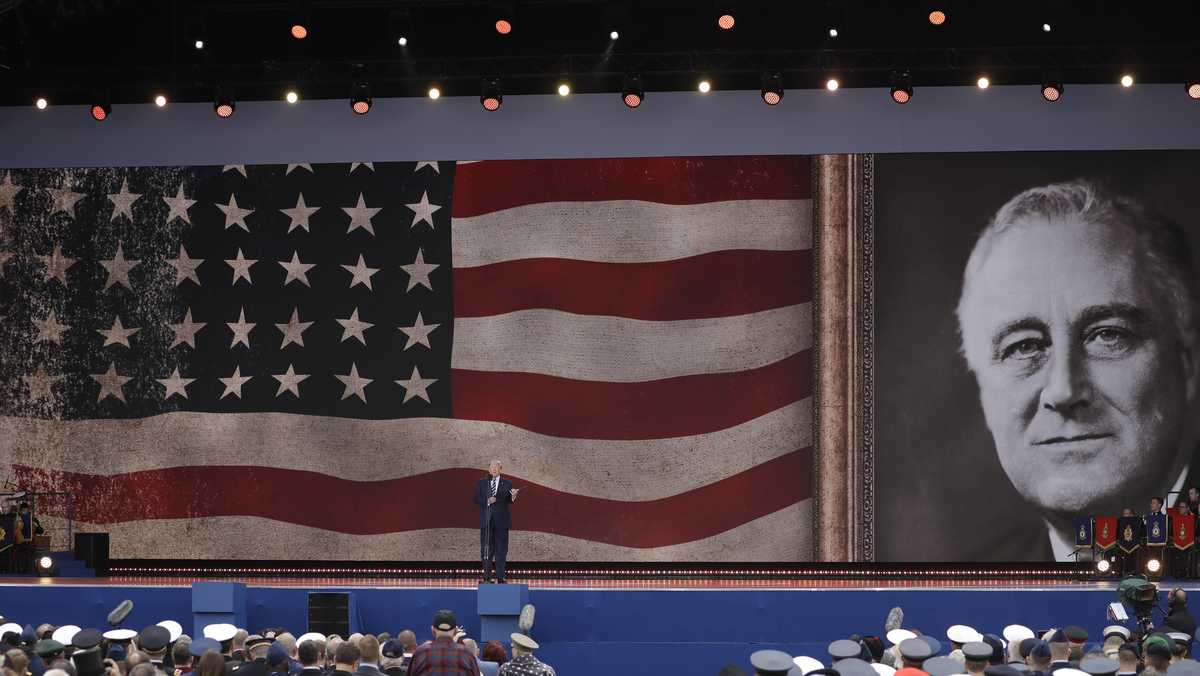 Trump Reads From Fdrs Prayer To The Us On D Day 