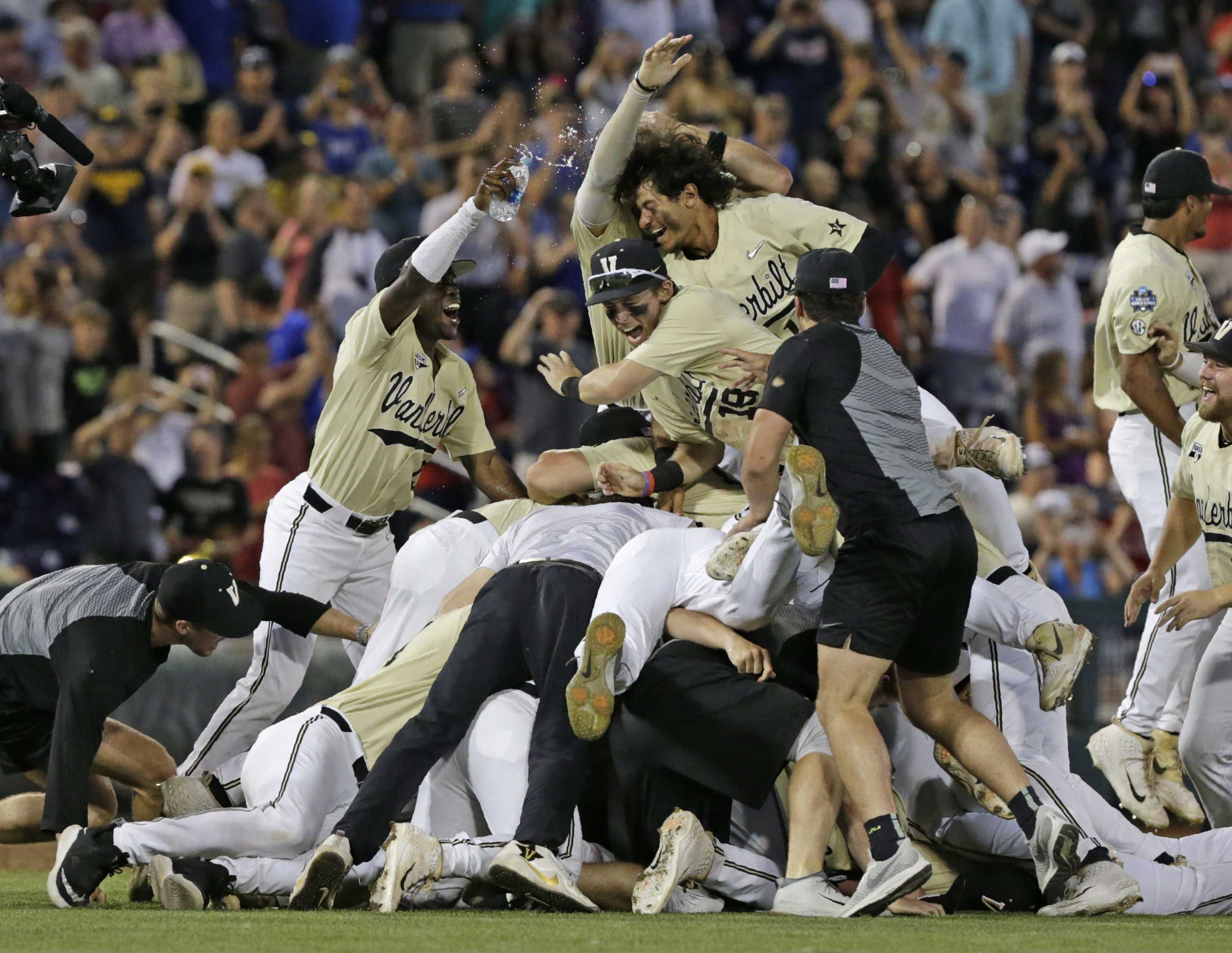 College World Series final Game 2 sees Michigan's red-hot offense cooled by  Vanderbilt ace 