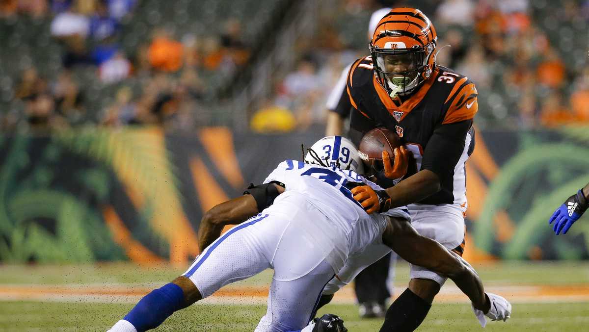 Luck leads Colts to win over Bengals, Sports