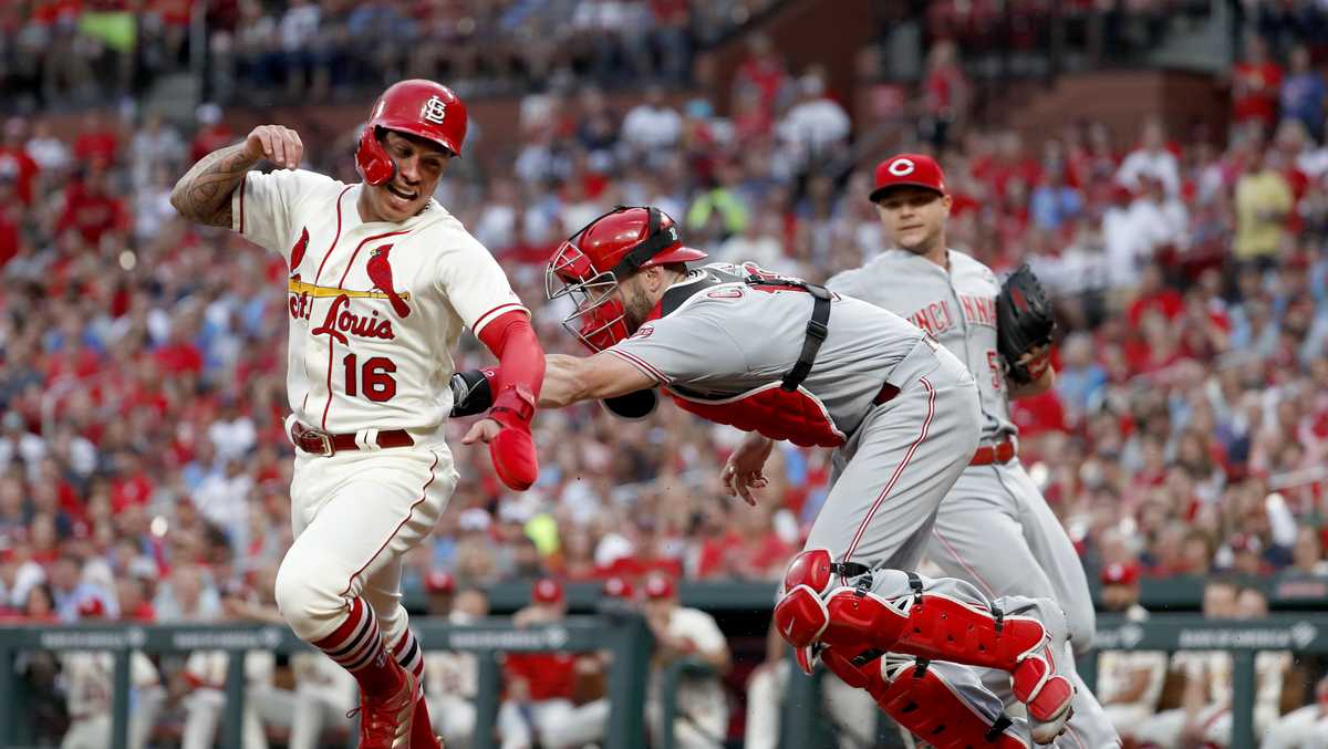 Cardinals rally past Reds for doubleheader sweep