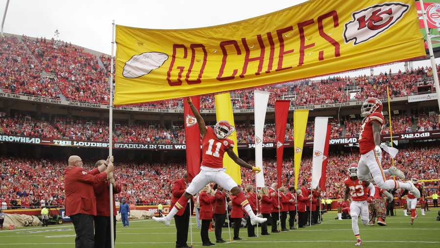 Chiefs giving away Super Bowl tickets as part of Fantennial 5K