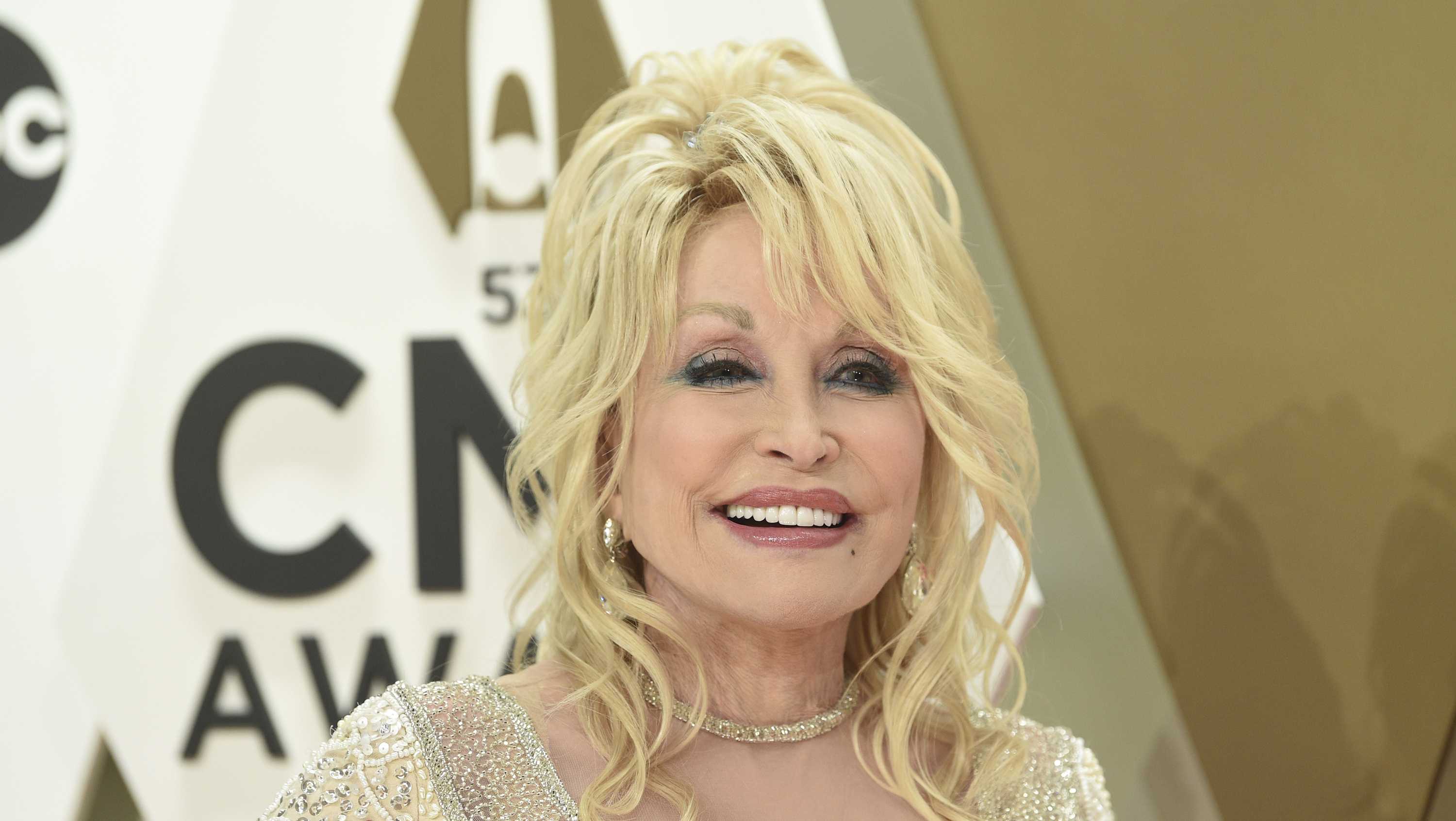 Ohio first lady encourages more children to enroll in Dolly Parton's Imagination Library - Vimarsana News