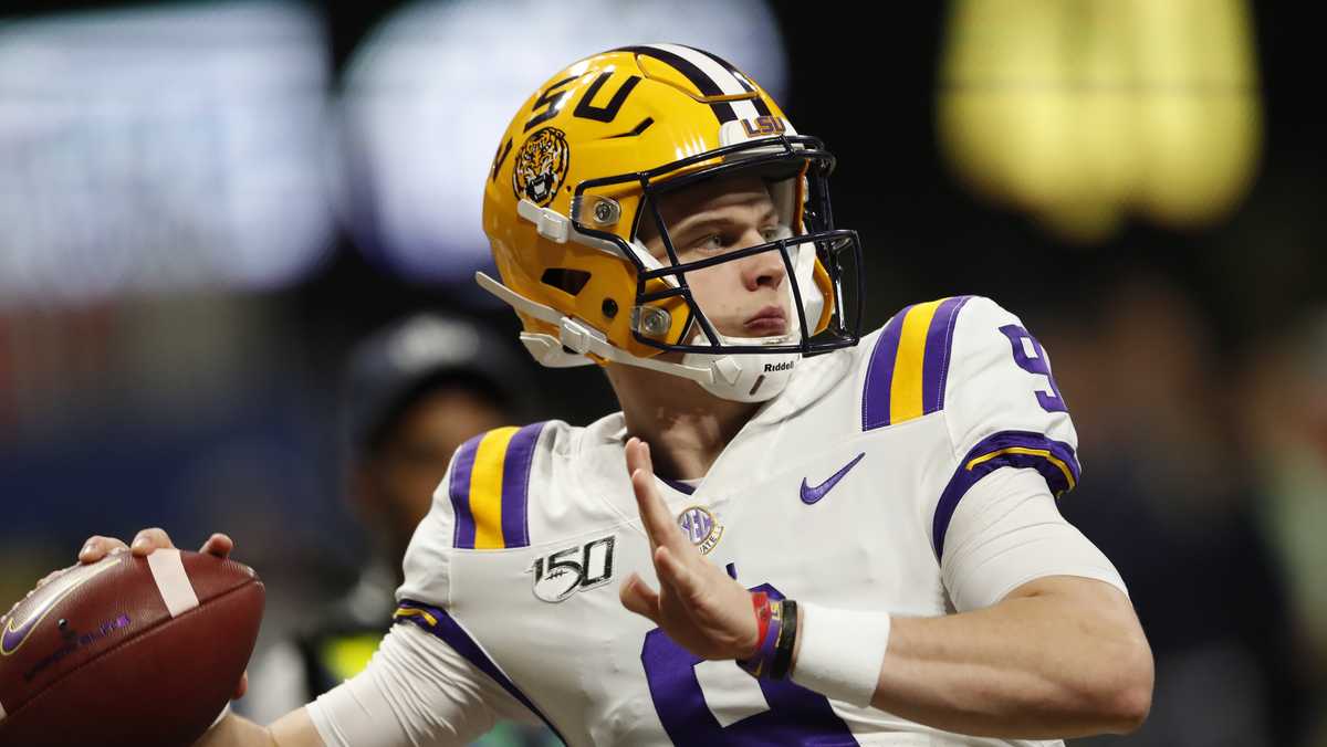 LSU Quarterback Joe Burrow is the 2019 Walter Camp Player of the