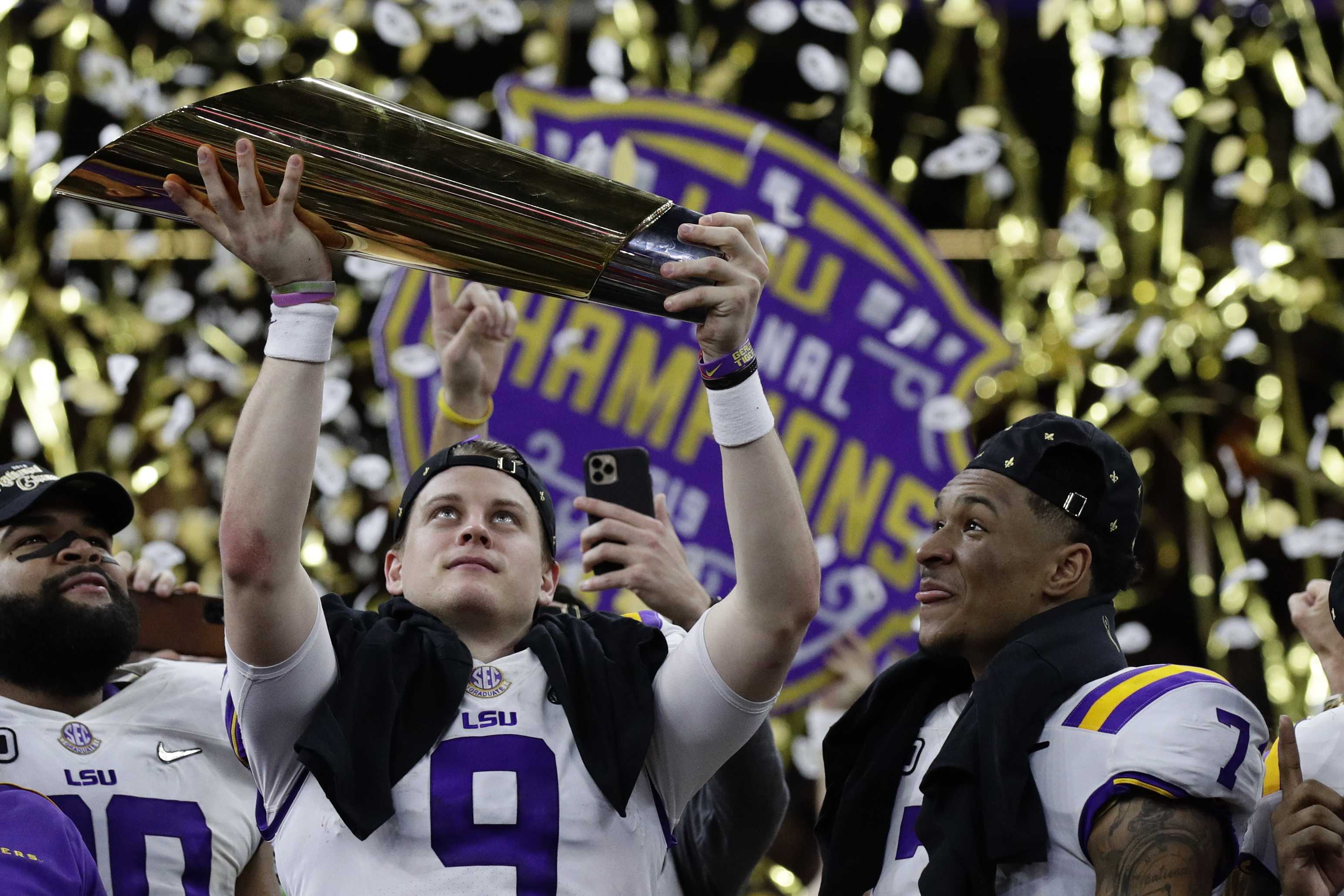 LSU Defeats Clemson 42-25 In National Championship Game