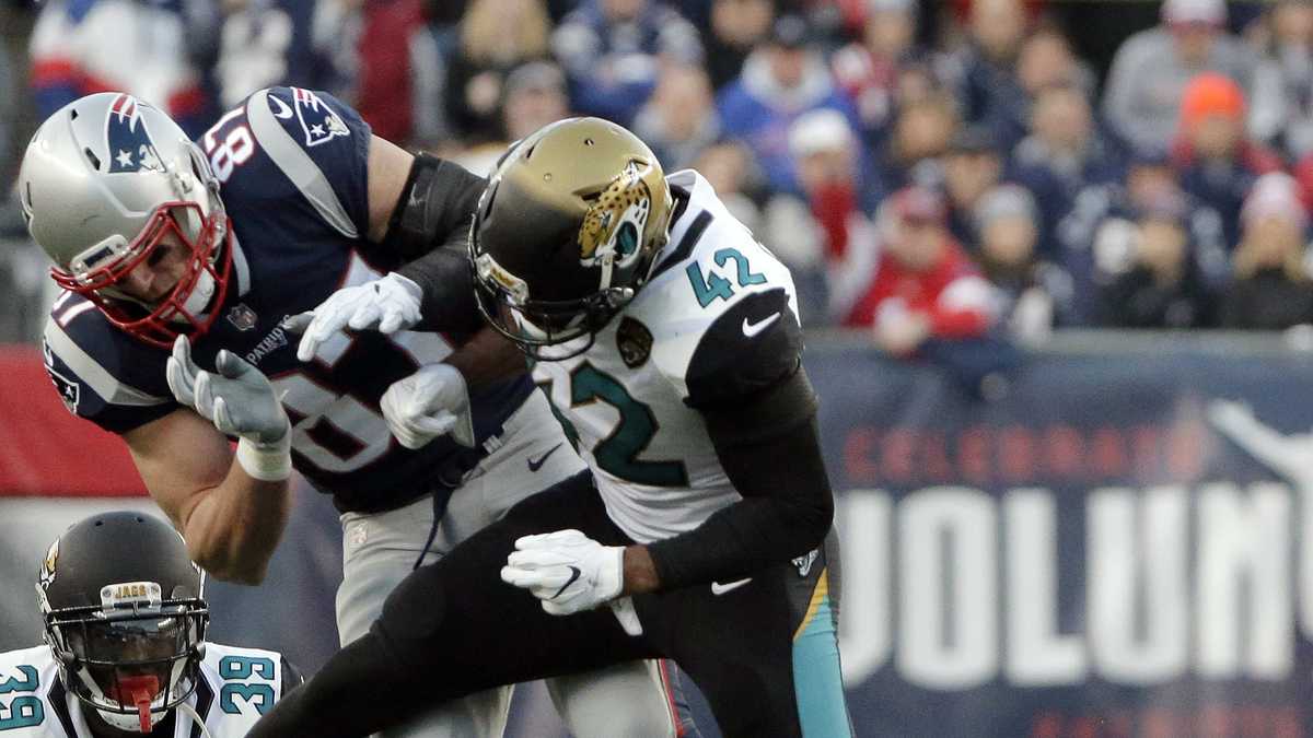 New England Patriots TE Rob Gronkowski cleared from concussion protocol -  ESPN