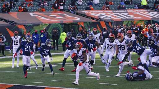 Bengals Start Fast Find Combination To Close Out Titans Bengals Start Fast Find Combination To Close Out Titans
