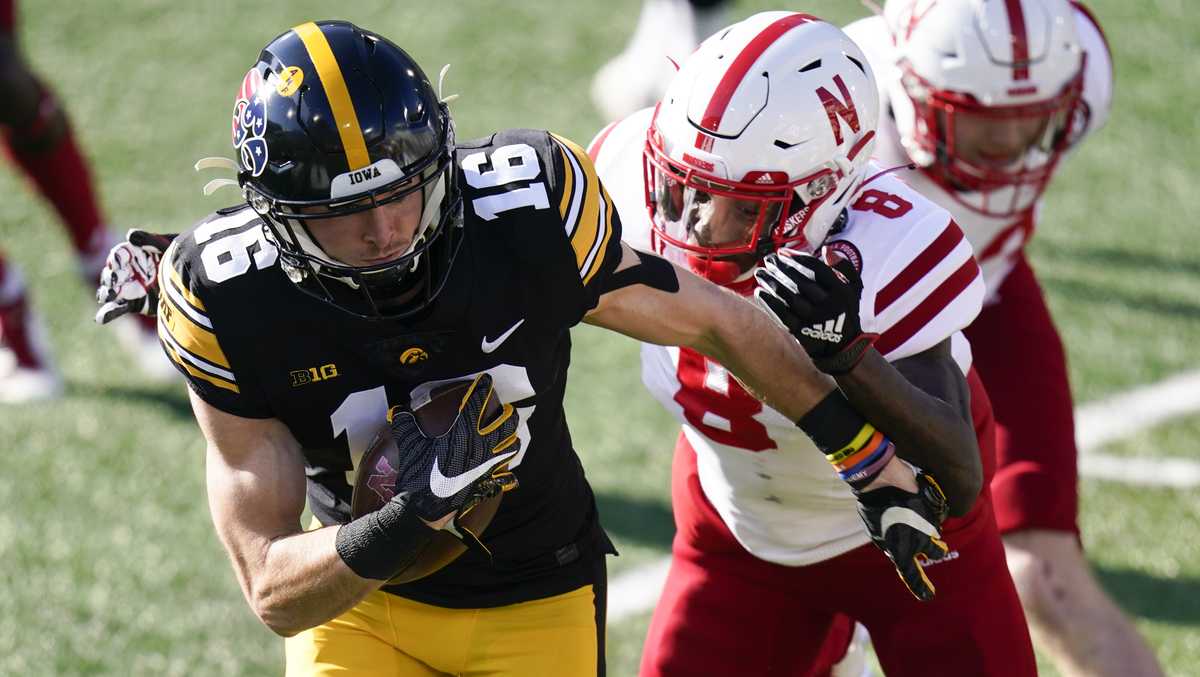 Hawkeyes beat Nebraska for fourth-straight win 26-20