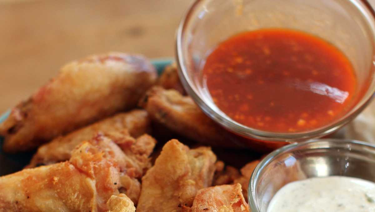 Where to score cheap deals on National Chicken Wing Day