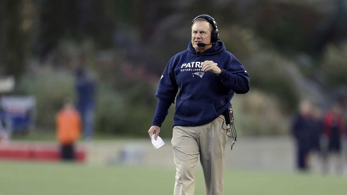 Bill Belichick's Sleeveless Sweatshirts: The Key to Patriots Victory? - WSJ