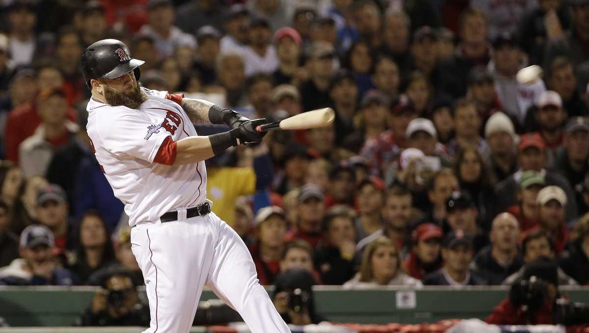 Former Red Sox World Series winner Mike Napoli retires after 12