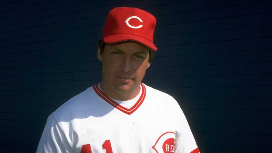 Cincinnati Reds Hall of Fame pitcher Tom Seaver dies at 75