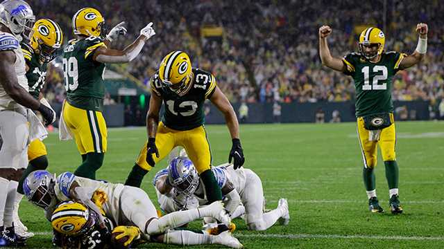 Green Bay Packers: Aaron Rodgers beats Detroit Lions on MNF