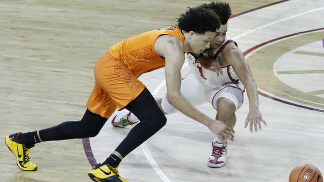 BEDLAM BASKETBALL: Cunningham scores 40, Oklahoma State tops No. 7 Oklahoma in OT - Vimarsana News