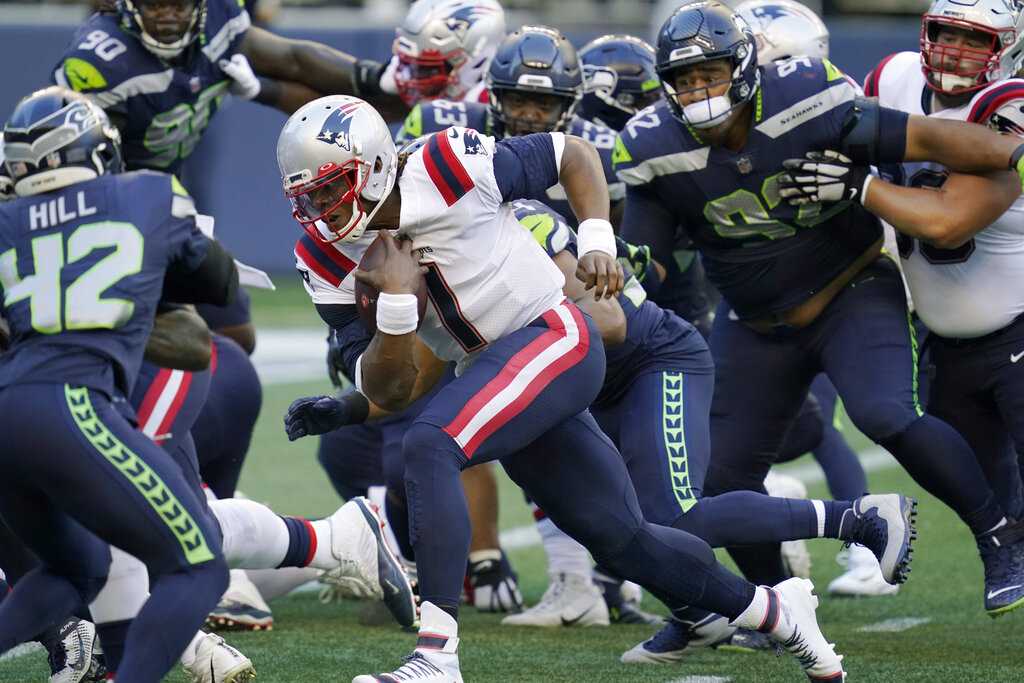 Seahawks' Quandre Diggs Ejected for Helmet-to-Helmet Hit on N'Keal