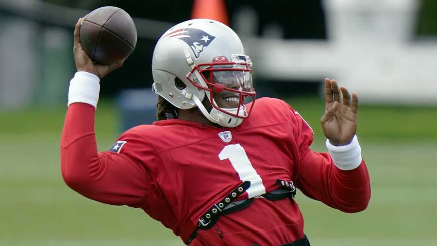 New England Patriots quarterback Cam Newton throws during an NFL football training camp practice, Monday, Aug. 17, 2020, in Foxborough, Mass. (AP Photo/Steven Senne, Pool)