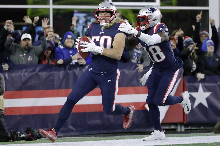 Julian Edelman's circus catch, other spectacular photos from Patriots win  over Giants