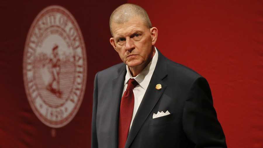 clay bennett resigns from ou board of regents citing how to submit resignation