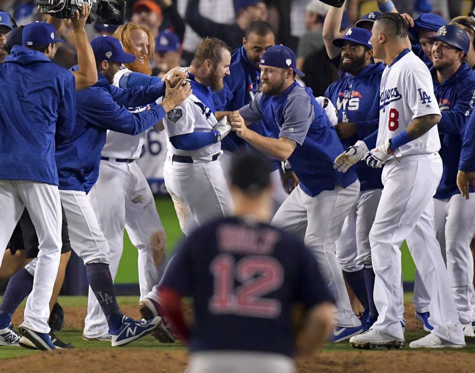 PHOTOS: Dodgers top Boston in 18th inning, longest Series game