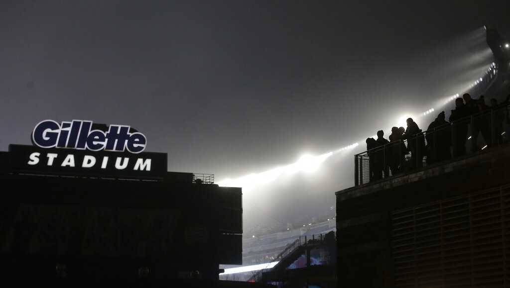 Gillette Stadium goes smoke free