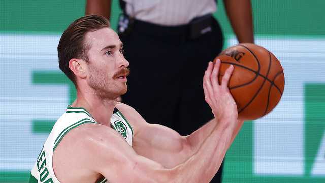 Gordon Hayward out at least 4 weeks with right foot sprain