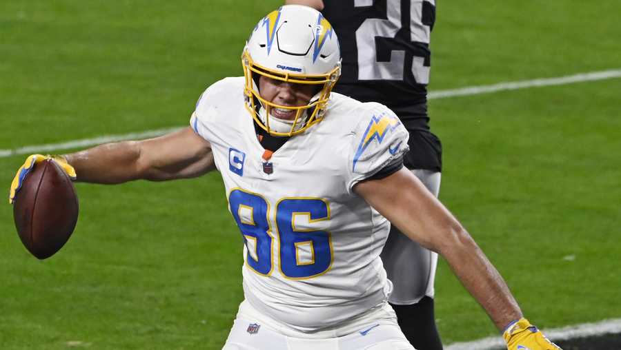 ESPN: New England Patriots sign former Chargers' TE Hunter Henry