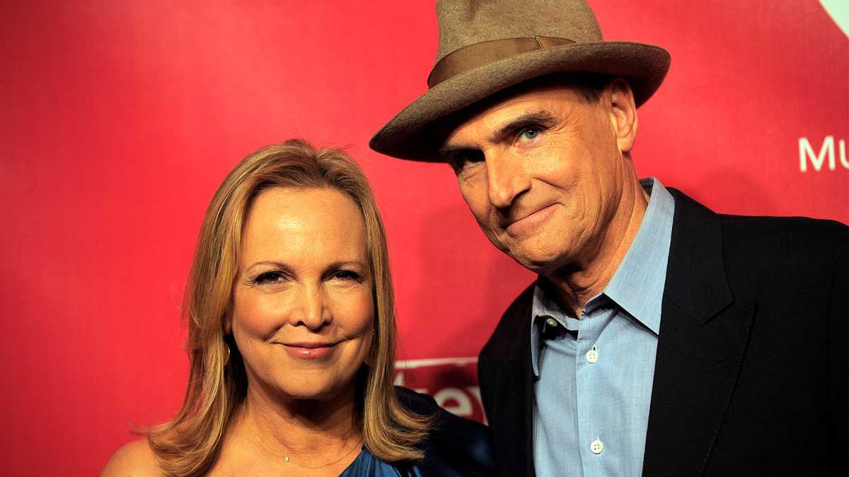 James Taylor, wife contribute $1 million to Mass General's efforts to fight coronavirus