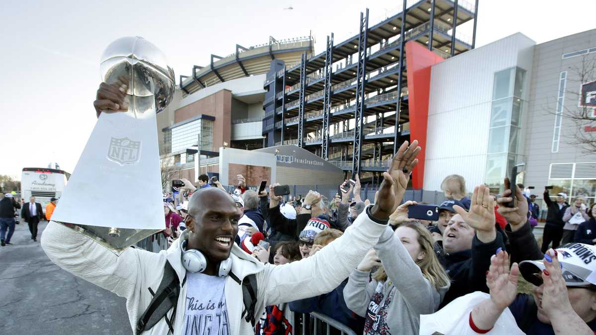 Patriots To Pick Up Jason McCourty's Option