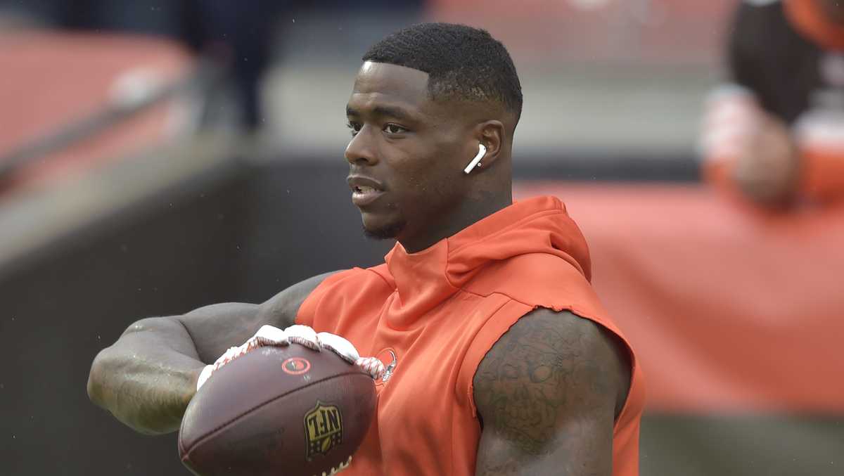 Why Would the Cleveland Browns Trade Josh Gordon?