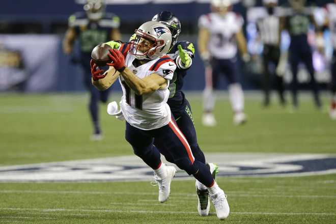 Patriots fall to Seahawks in final play of epic Sunday night showdown