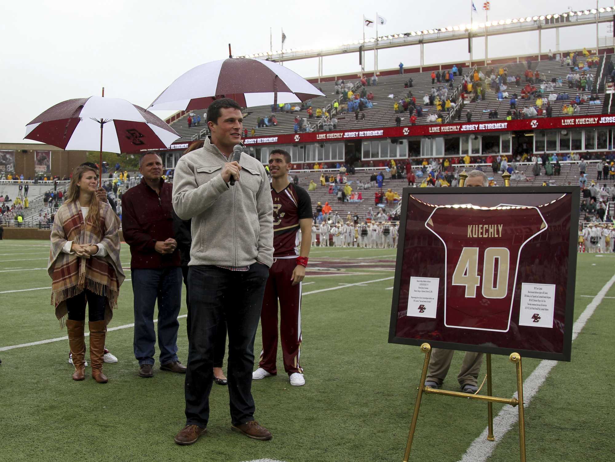 Luke Kuechly Jersey Retired By Boston College At Halftime Of Syracuse Game  