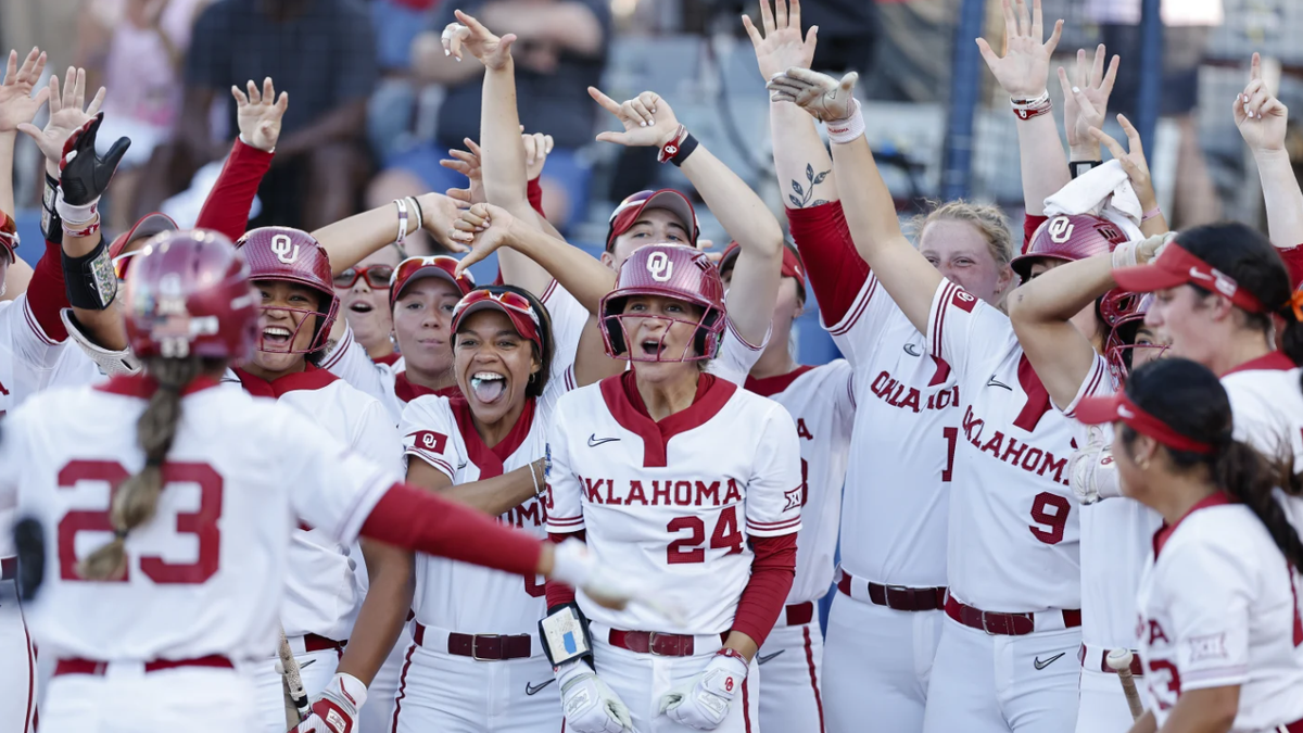 Oklahoma beats Texas to win fourth straight WCWS national title