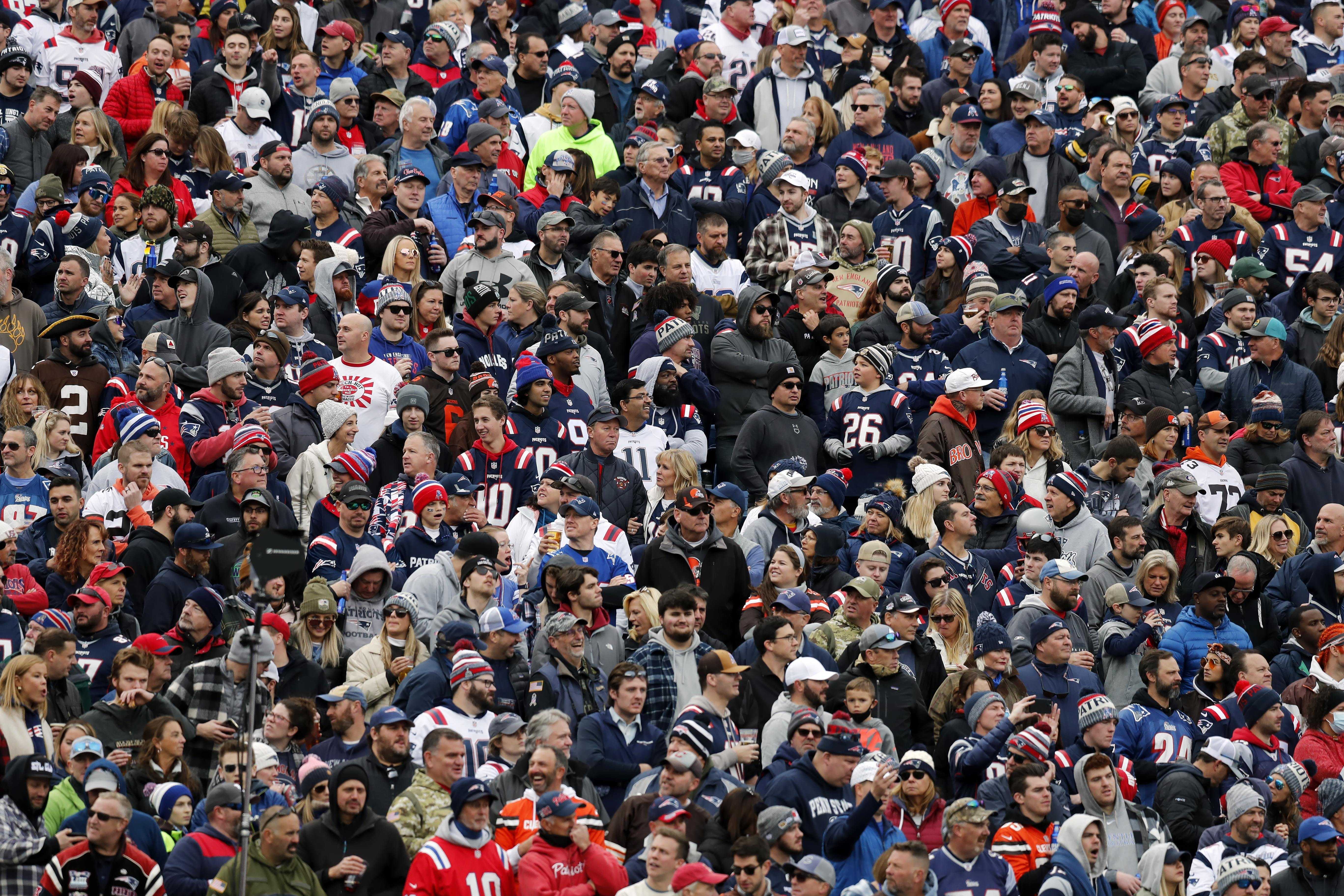 Fans Will Soon Be Able To Pour Their Own Beer At Gillette Stadium