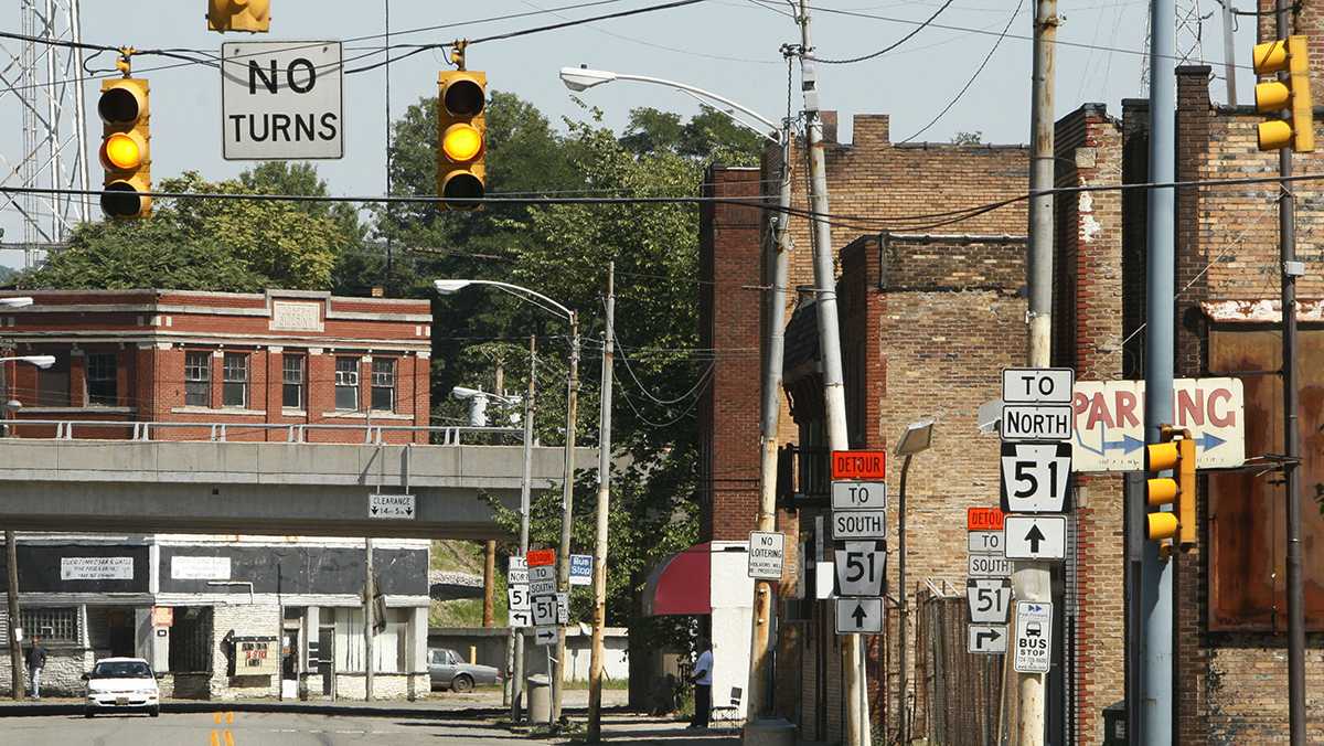 Western Pennsylvania municipalities to get 'Green Light-Go' funding for  traffic signal improvements