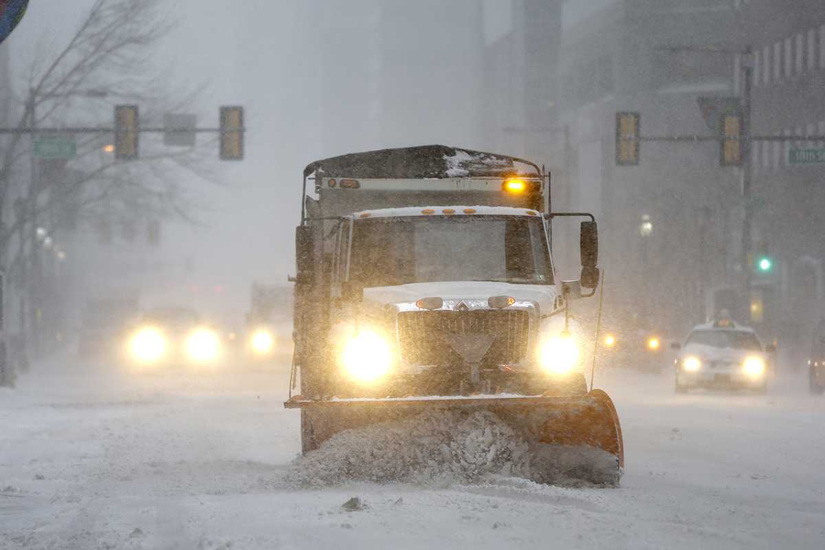 PennDOT Pa Turnpike Advise Drivers To Avoid Unnecessary Travel   Ap Photo Snow Plow In Philadelphia 65a957e645dfe 