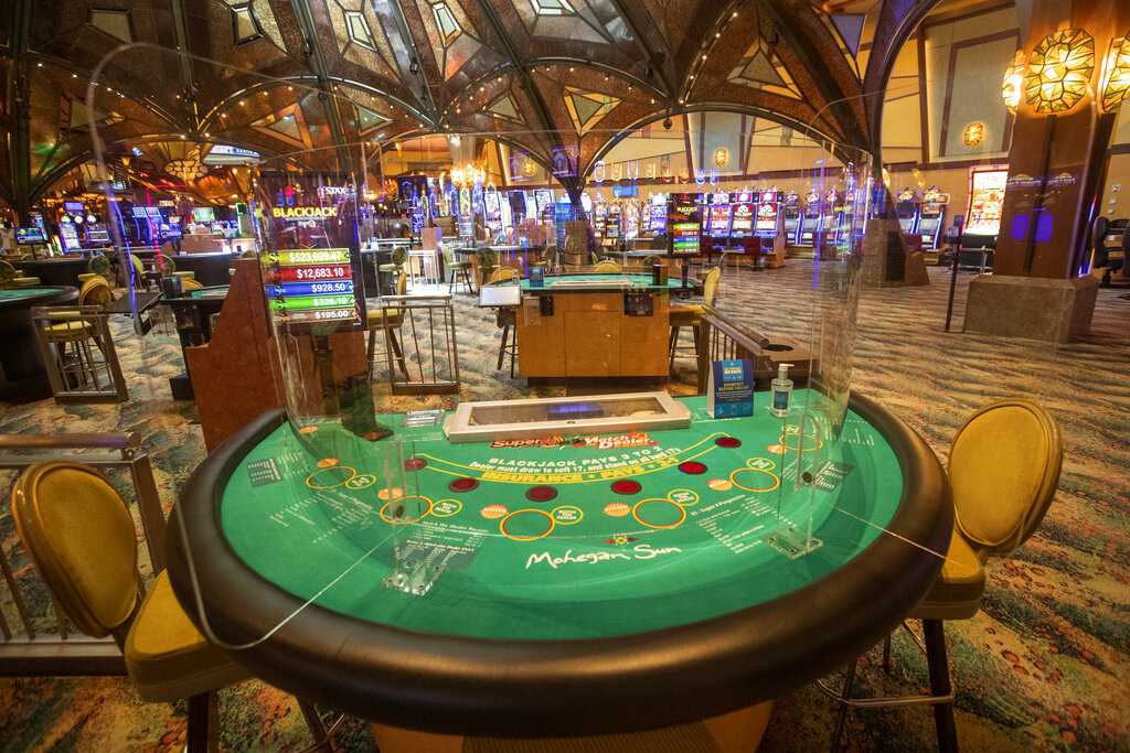 blackjack foxwoods and mohegan sun casinos