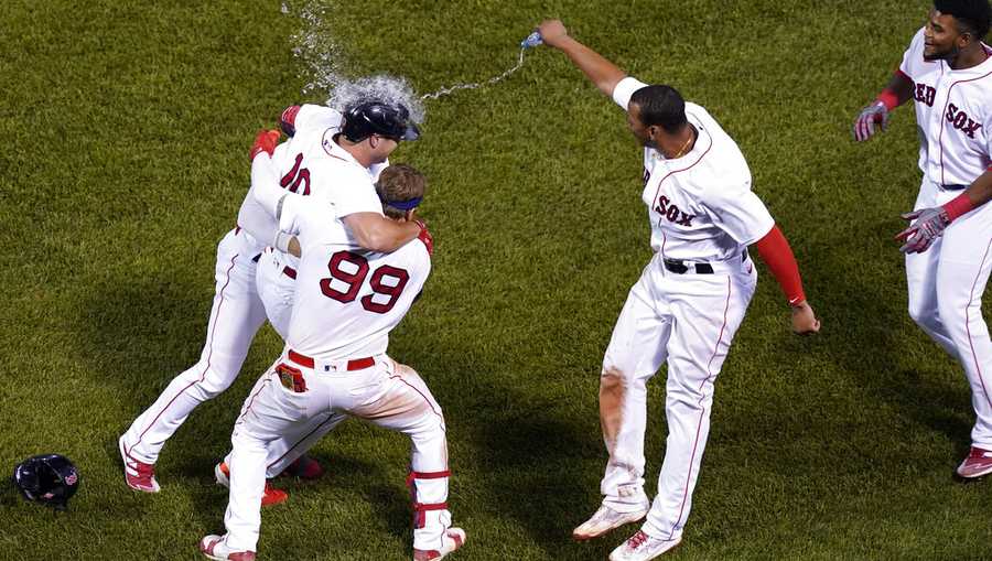 Yankees Reliever Throws 4 Wild Pitches In 10th Red Sox Rally For Win Yankees Reliever Throws 4 Wild Pitches In 10th Red Sox Rally For Win