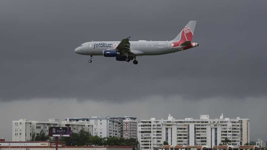 Alex Cora arrives in Puerto Rico as fans celebrate Red Sox win