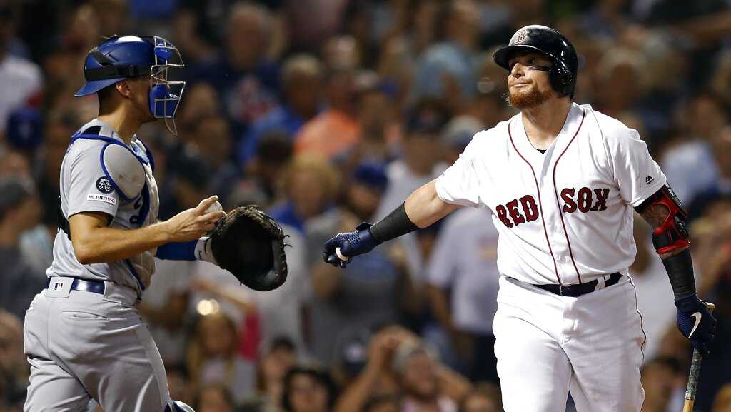 Red Sox's Justin Turner to wear No. 2, Xander Bogaerts' old number