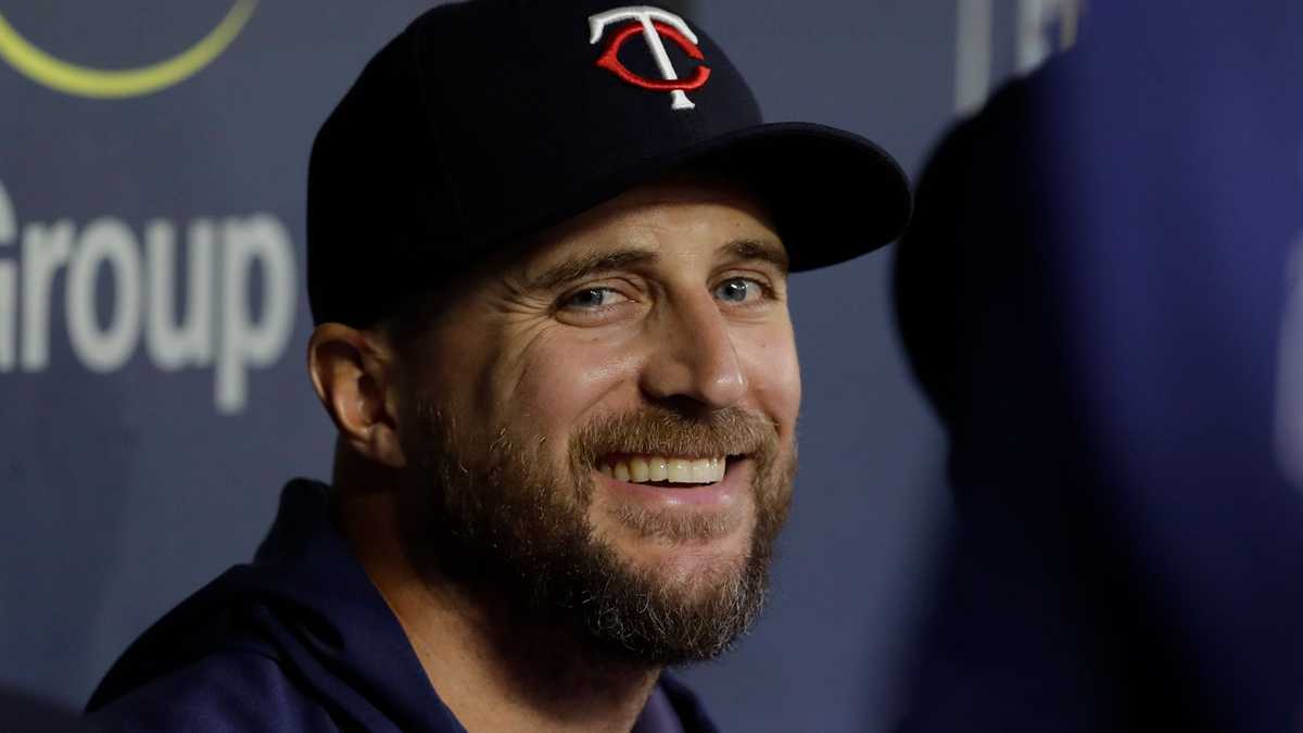 Former Red Sox, RI native Rocco Baldelli named AL Manager of the Year